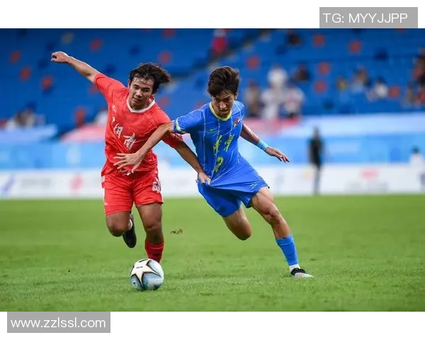 球星风采：探索足球世界中的顶级球员与精彩瞬间